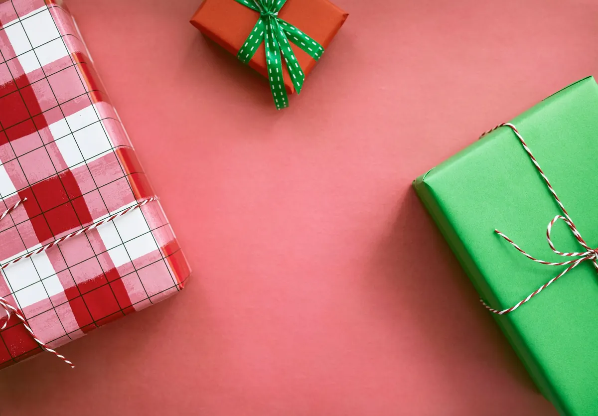 Holiday Gift Guide for Quantum Geeks: 10 Ideas Under $100